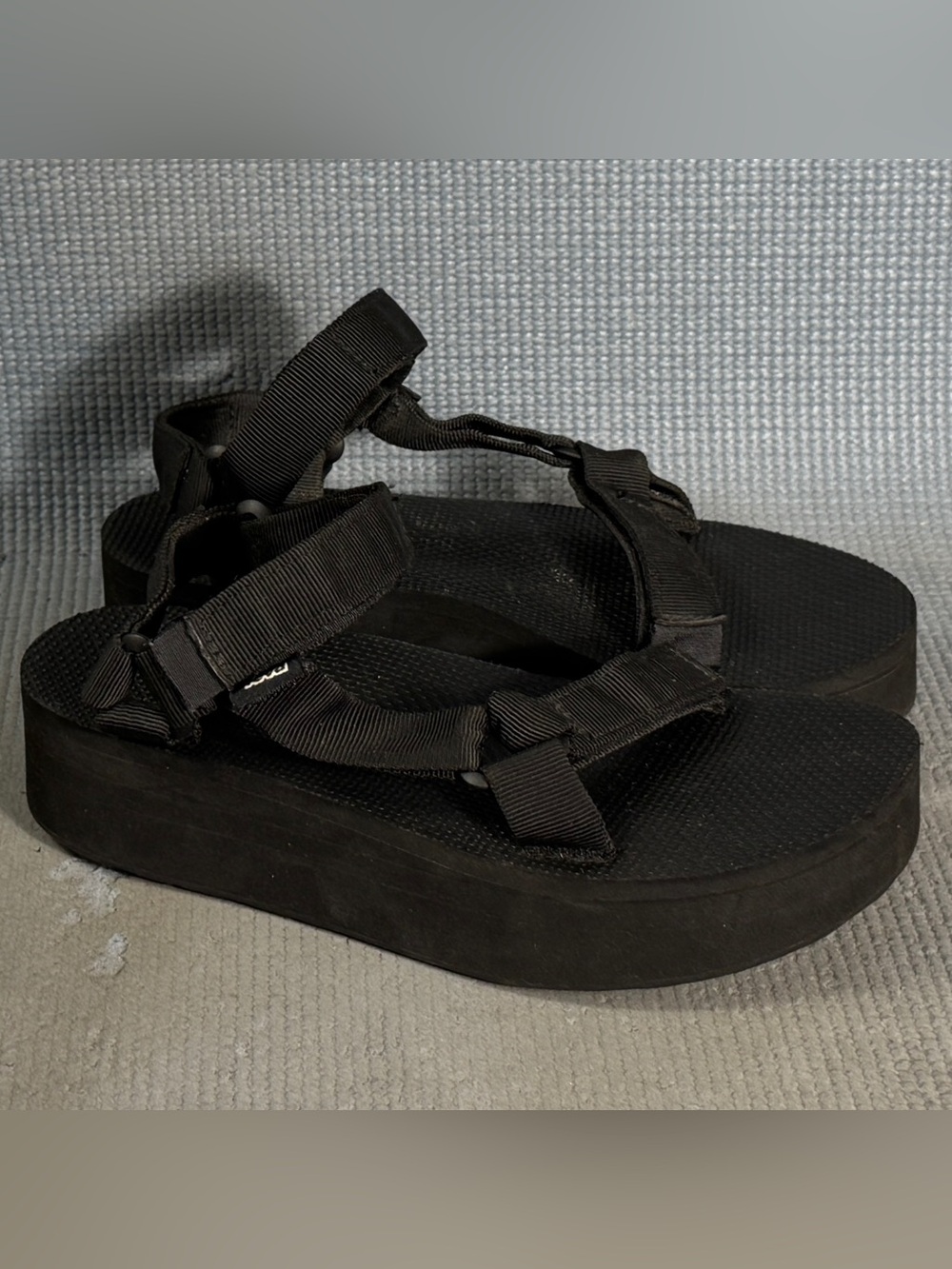 Teva Flatform Universal Platform Sandals Women’s Size 8 - Picture 2 of 8